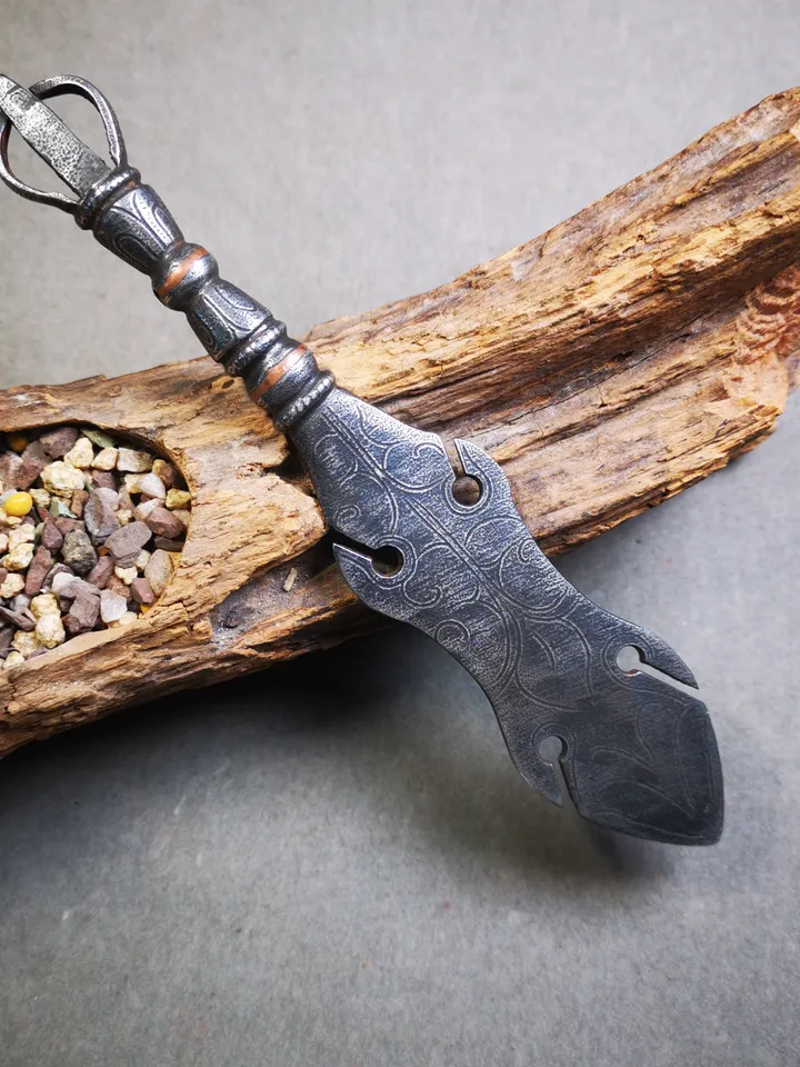 Gandhanra Tibetan Amulet Kila Dagger (Dorje Phurba),Dharma Ritual,Altar Tool,Made of Cold Iron inlaid with Copper