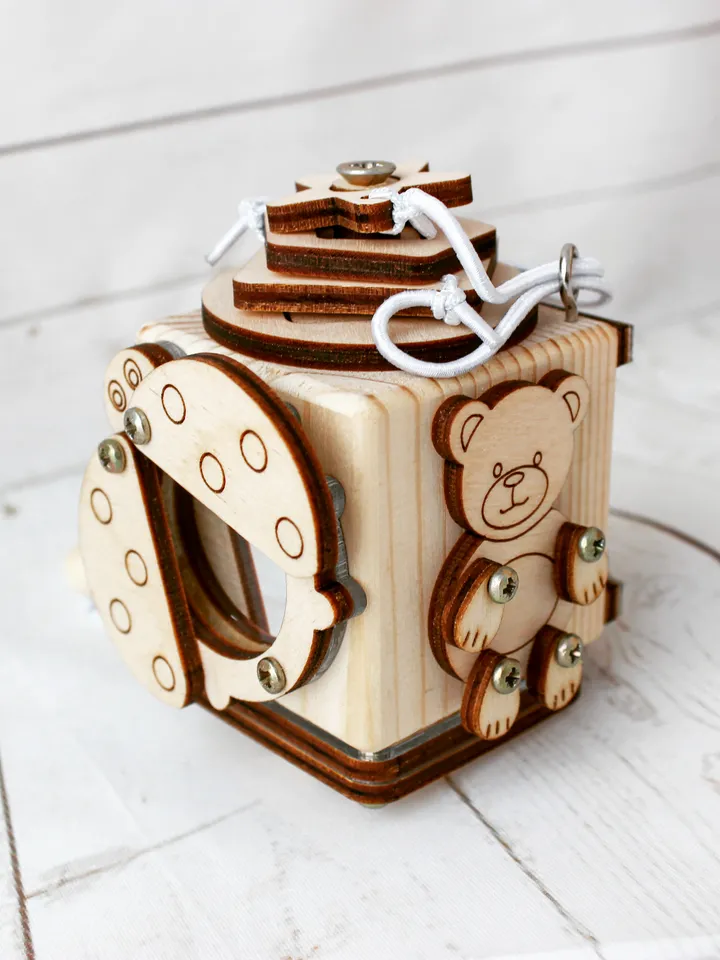 Busy cube mini - bear, wooden baby fidget toy, montessori toy for toddlers
