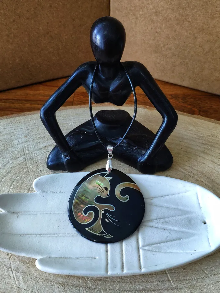 Pearl pendant necklace: Yin & Yang of black and white cat • Elegant symbolism on pendant for evening dress • Aesthetic gift for cat lover