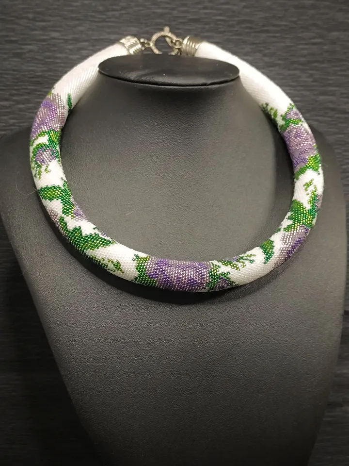 Lilac Rose Beaded Short Necklace, Elegant Handmade Statement Necklace