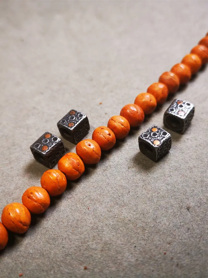 Gandhanra Handmade Tibetan Mala Spacer Beads,Cold Iron Dice Marker Beads for Prayer Beads Necklace Accessories,0.3&quot; × 0.3&quot;