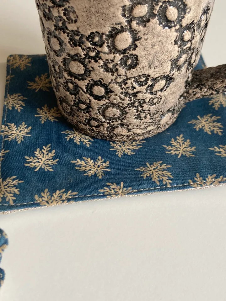 Mug holder Set of 5 Linen coasters 4.5'' x 4.5''