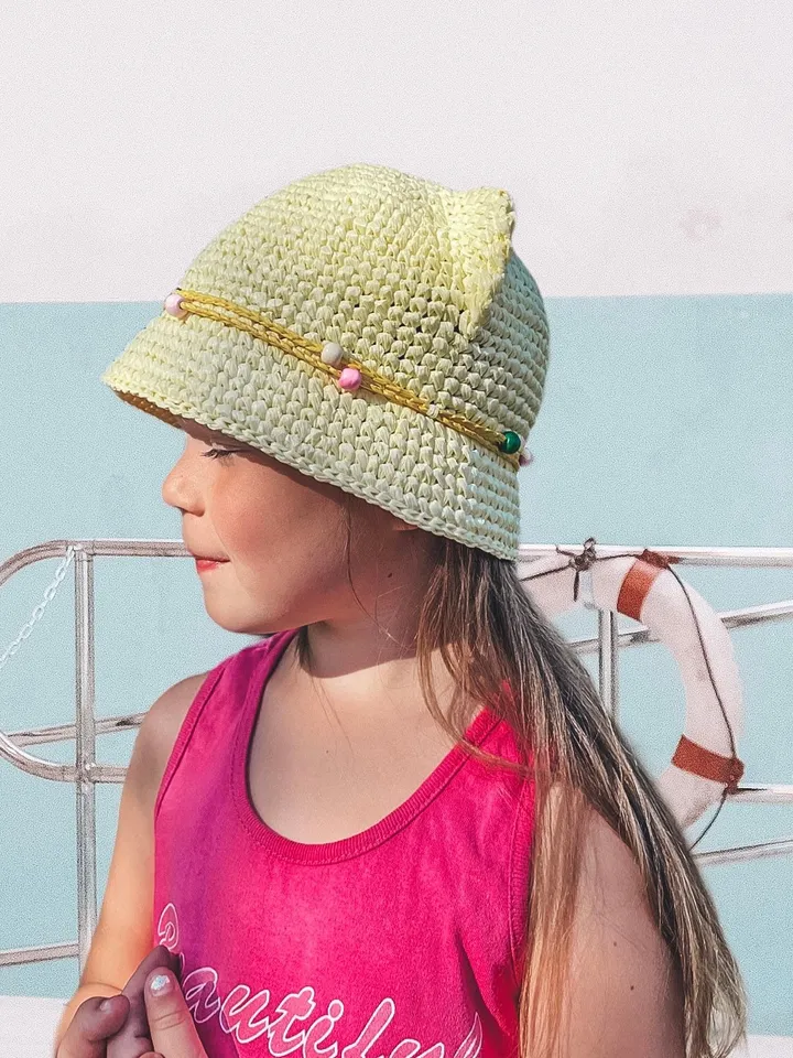 Kids bucket hat with ears crochet pattern PDF, digital instant download, video tutorial, summer hat, hat with cats ears