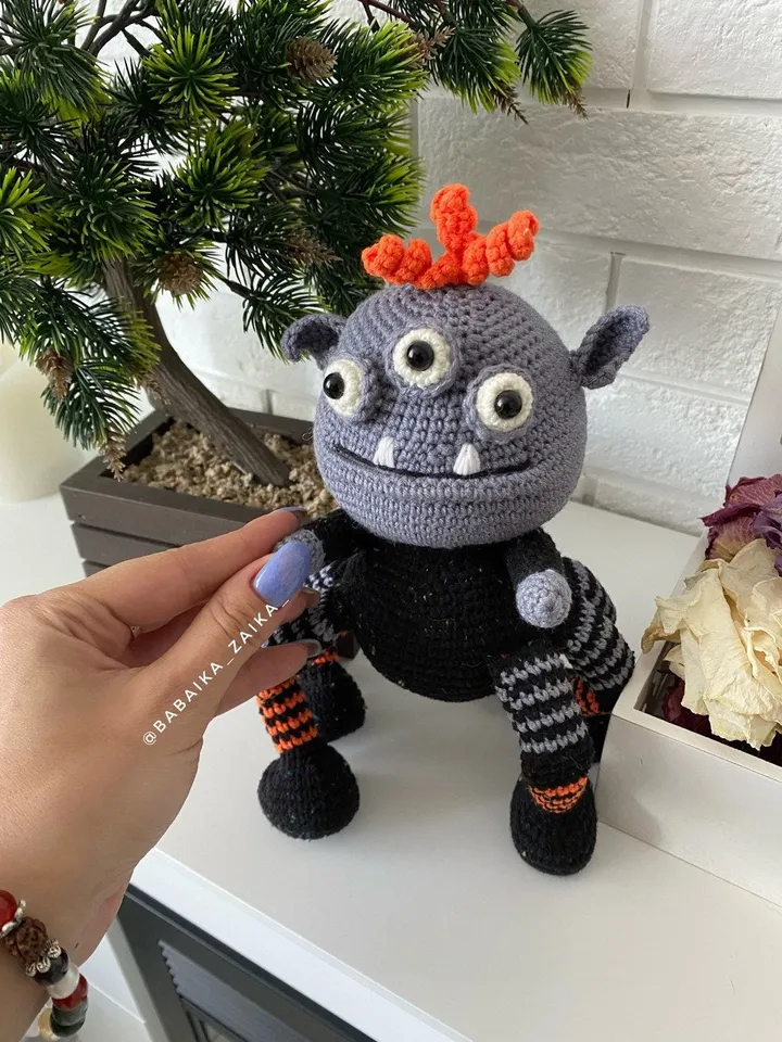 PDF Crochet Spider Monster Pattern, Amigurumi Halloween Toy, Cute Crochet Spider, DIY Crochet Monster, Spooky Amigurumi Doll Halloween Decor