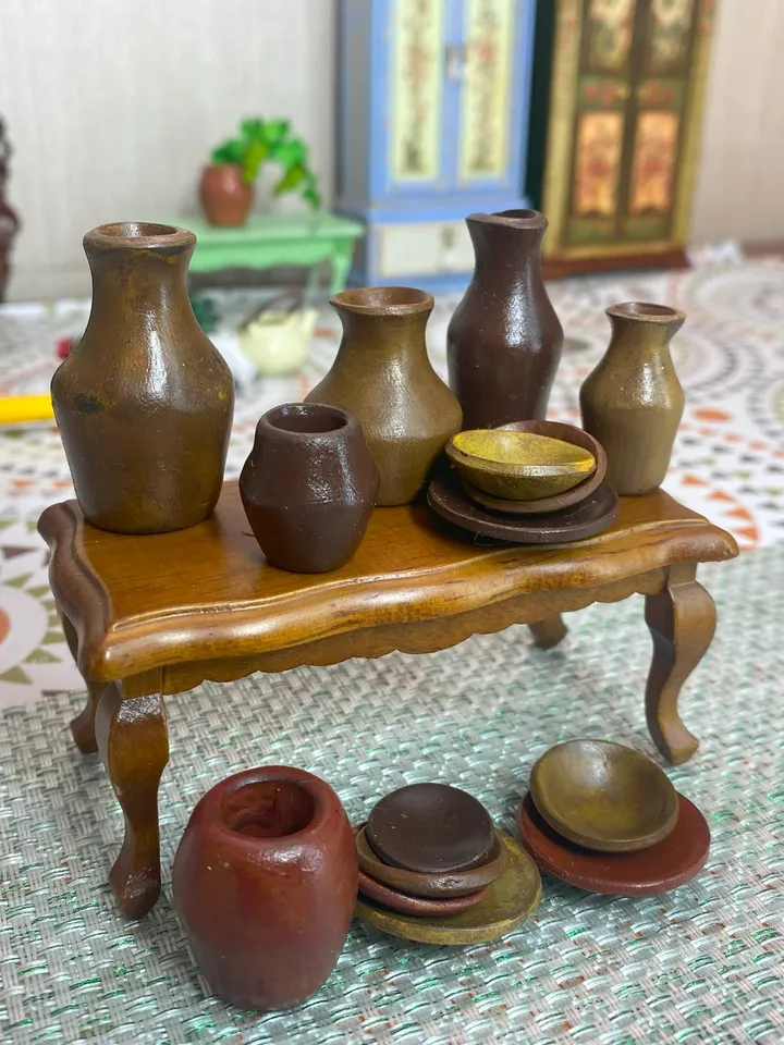 Dishes for dolls. A set of earthenware. 1:12. Pitchers.Dollhouse. Dishes for dolls.