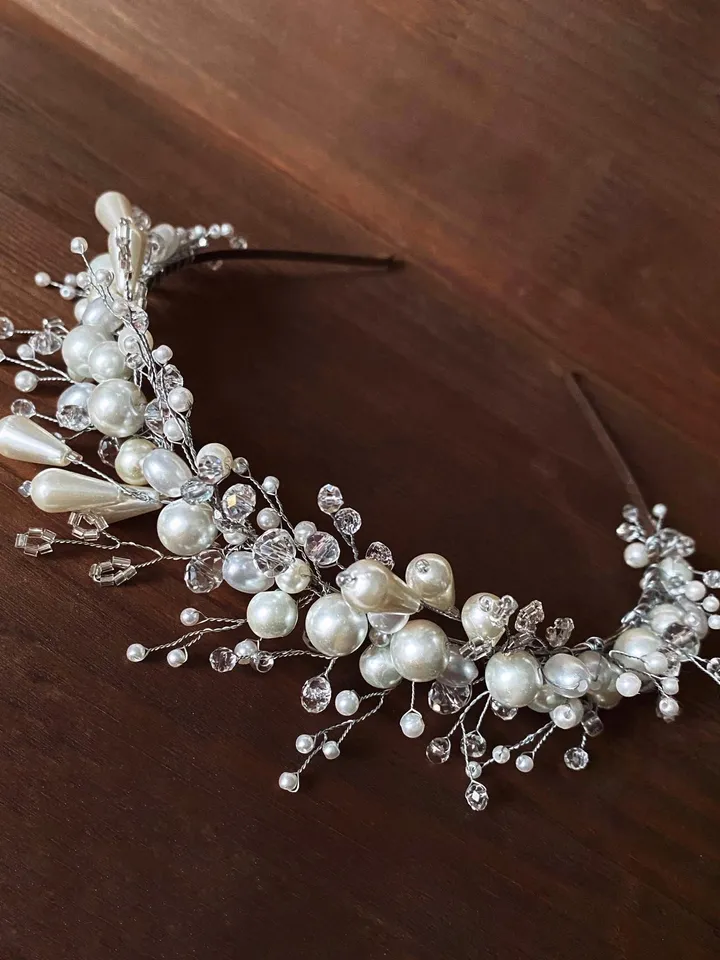 Wedding tiara, Headpiece for bride, Pearls headpiece, Pearl headpiece, Wedding tiara, Bridal crown, Pearl headband, White tiara, Diadem, hairstyle jewelry for bride, pearls accessories, pearl headpiece, Pearl hair band