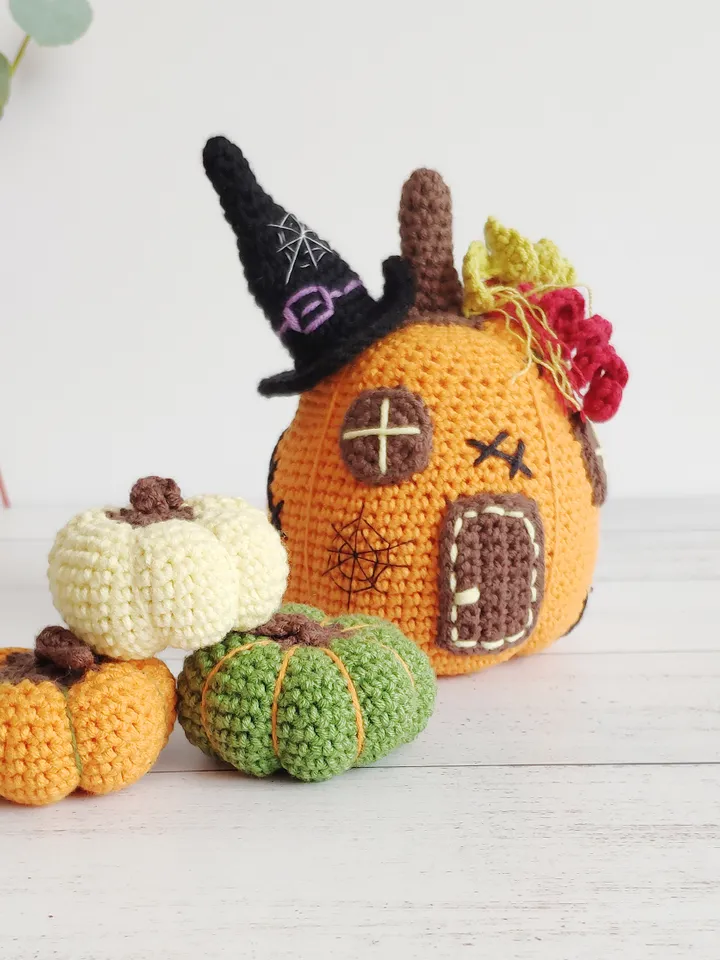 Halloween Pumpkin House Easy Crochet pattern