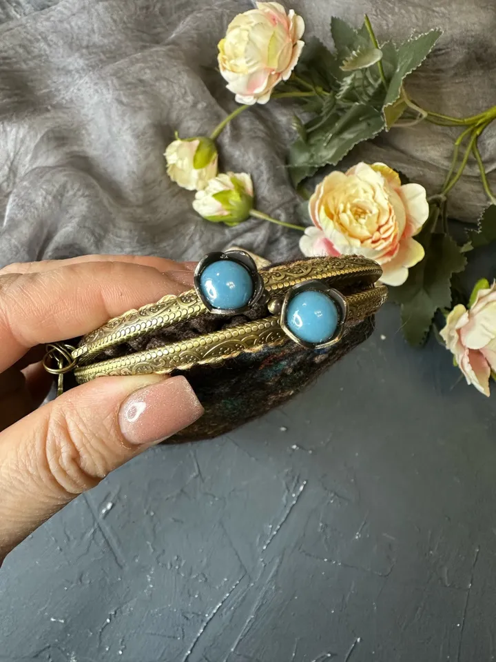 Glasses case for woman