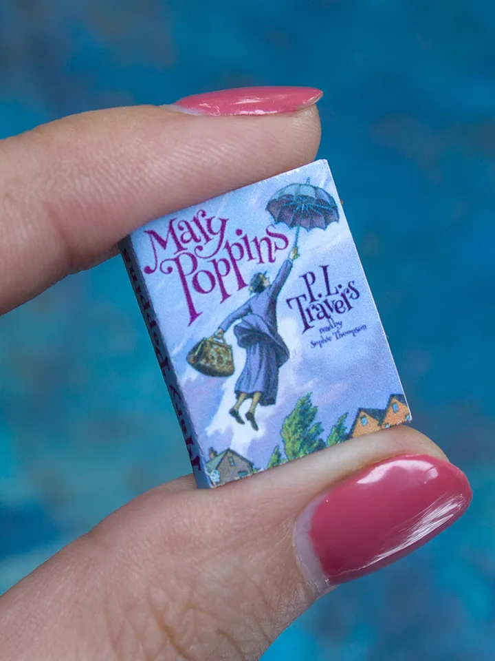 FREE TEMPLATE Miniature Mary P. book