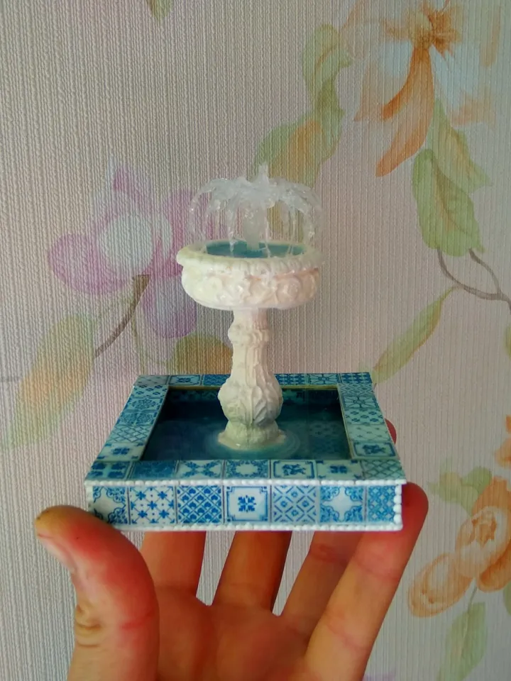 Miniature fountain. Fountain for the collection of dolls.1:12 scale.