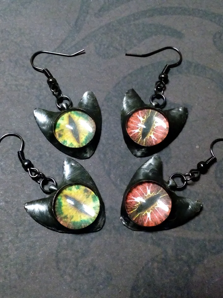 Stained glass BLACK CAT earrings, Eyes cat earrings, Cat head earrings, Tin soldered earrings, Cat lovers bijouterie