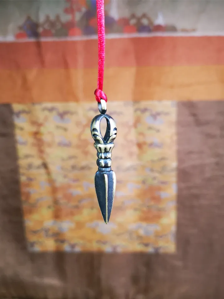 Gandhanra Handmade Tibetan Amulet Necklace,Kila(Dorje Phurba) , Trantic Buddhism Ritual Implement Pendant,Made of Brass,1.96"