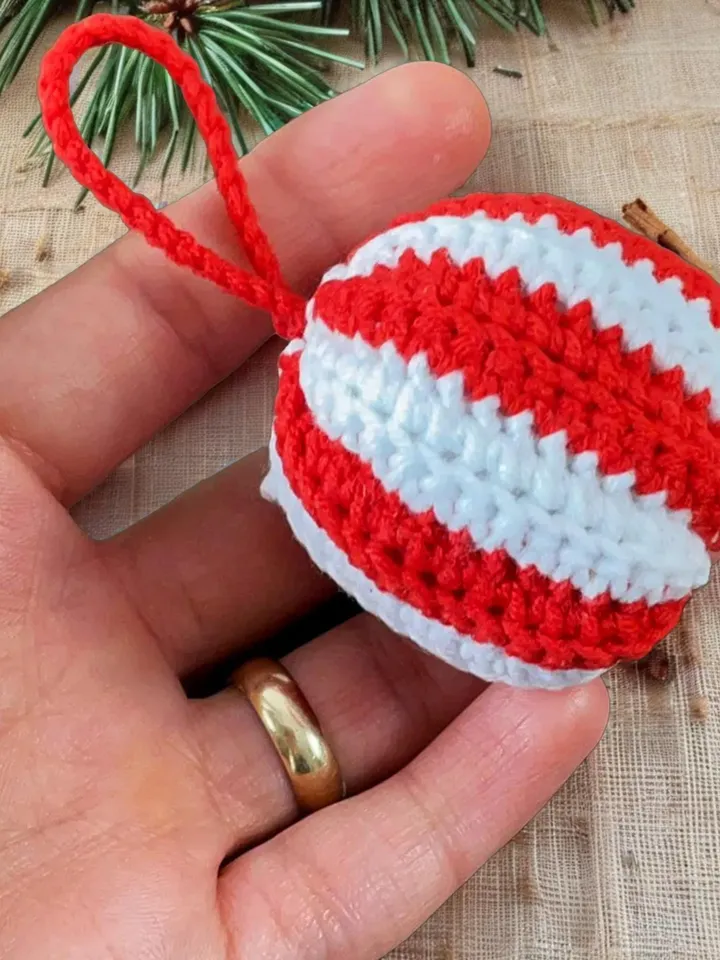 Crochet Christmas Ornament Ball Pattern PDF, Striped Holiday Bauble Tutorial, Easy DIY Christmas Decoration for Beginners