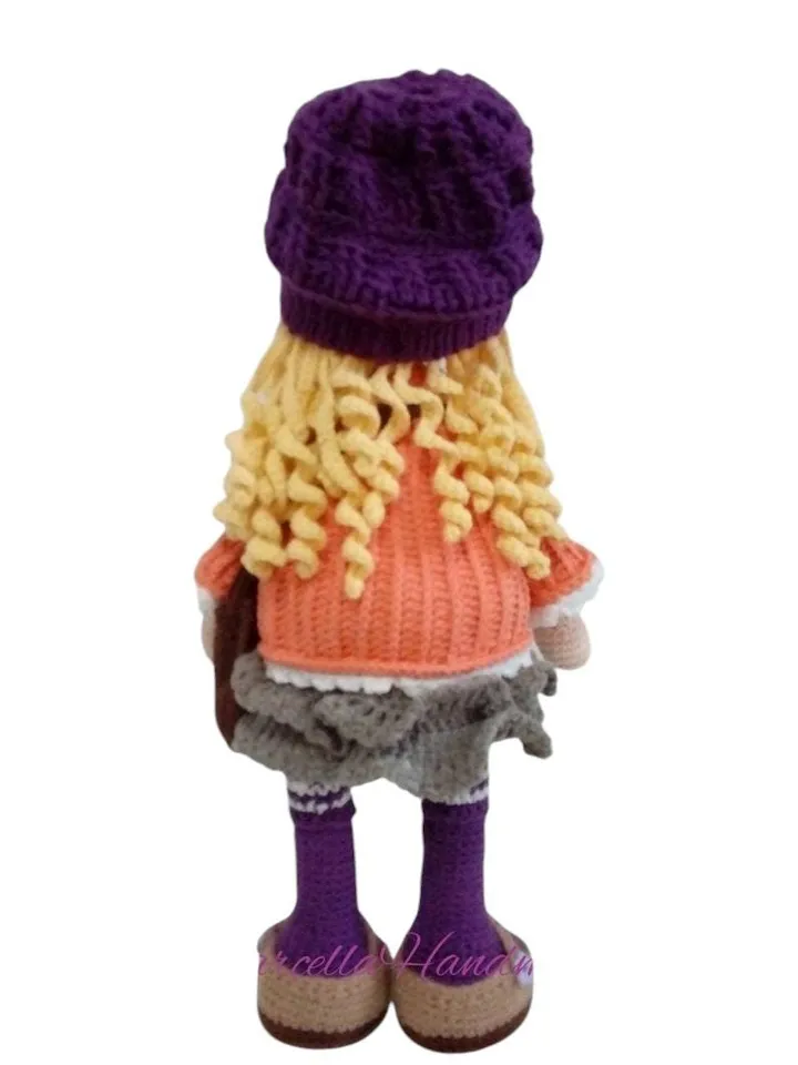 Smilla Crochet Doll โ 35 cm Handmade Amigurumi โ Articulated Cotton Doll with Bag, Shoes & Hat โ Collectible Gift for Girls โ Peru
