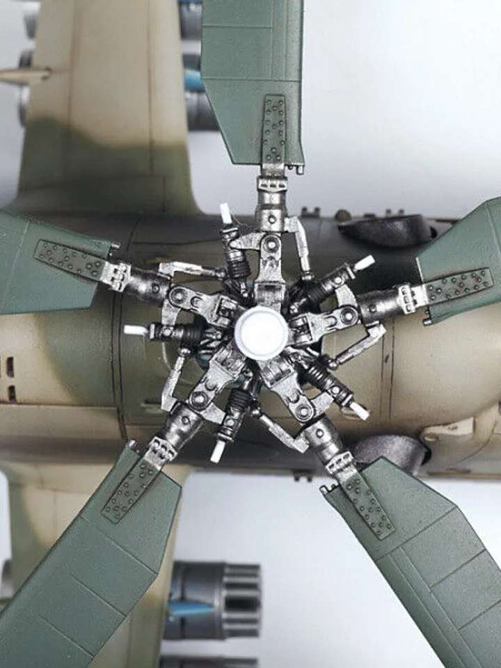 Original Zvezda 4812 Soviet Attack Helicopter MIL MI-24P Plastic Scale Model 1:48 NEW BOX