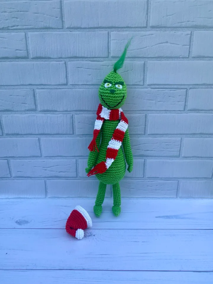 Grinch amigurumi crochet pattern