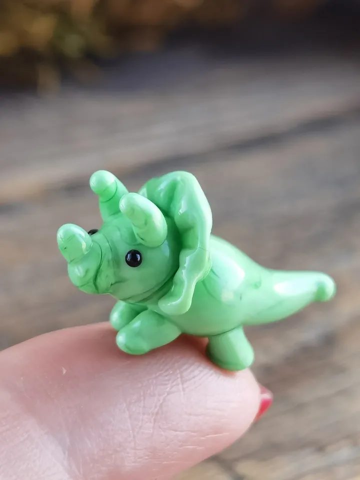DINOSAUR ORNAMENTS Dinosaur figurine Glass dinosaur decor Miniature Dinosaur gift Dino figurine Glass figurines Tiny glass animals Terrarium