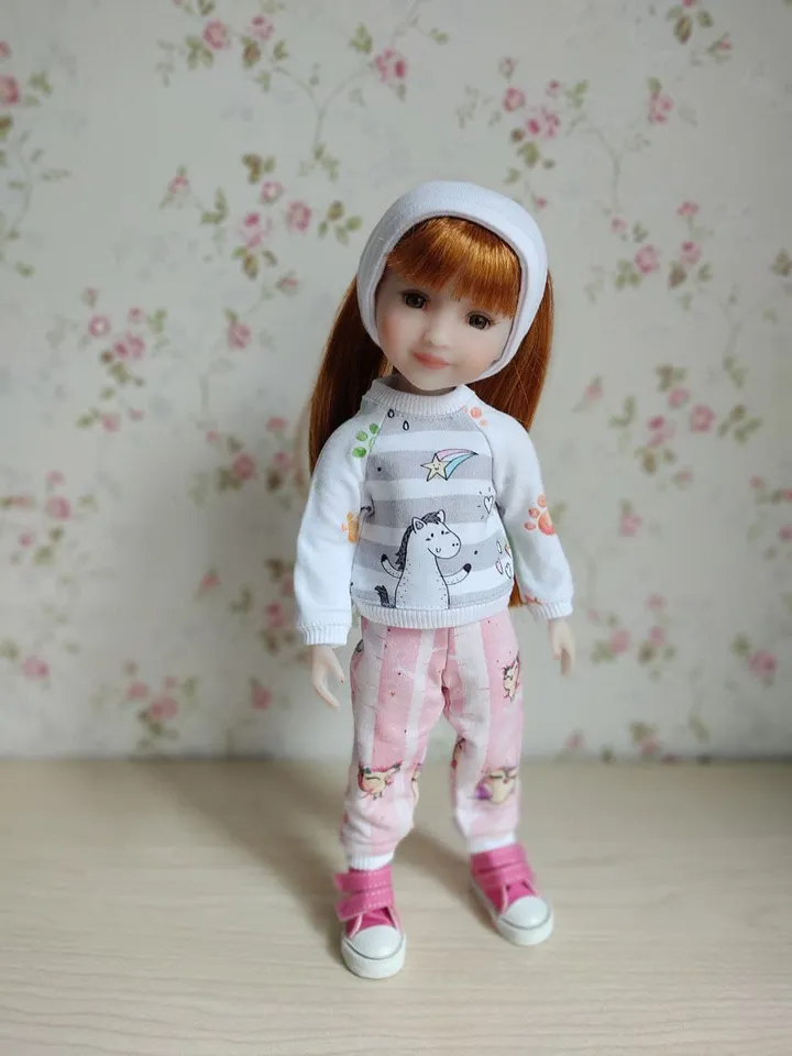 PDF sewing pattern for Ruby Red Fashion Friends dolls.