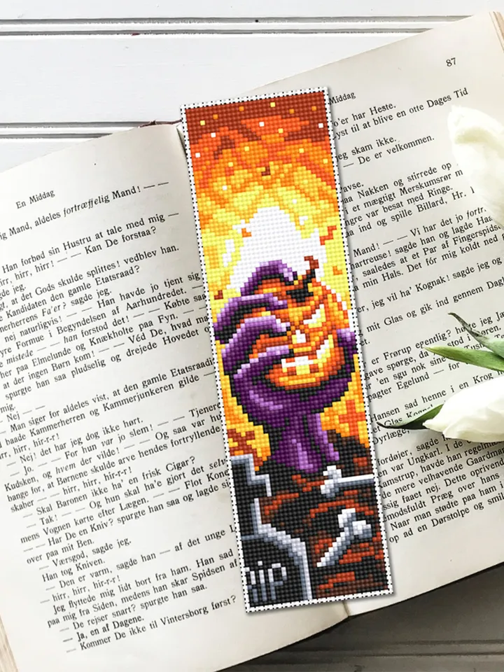 Halloween bookmark cross stitch pattern download PDF Modern Handmade bookmark pattern digital Horror beginner stitch Spooky bookmark #B75