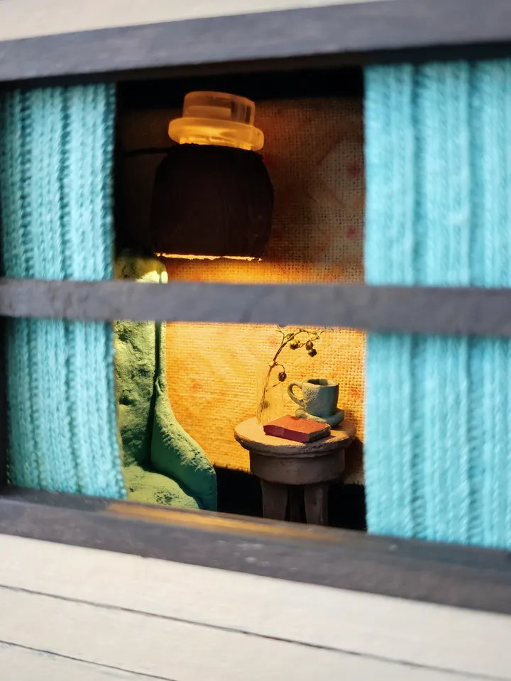 Miniature Roombox Diorama of Deer House scale 1/24