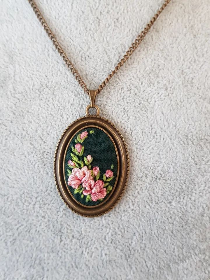 Hand embroidered pendant for her, 4th wedding anniversary gift, Christmas gift and Mother day gift