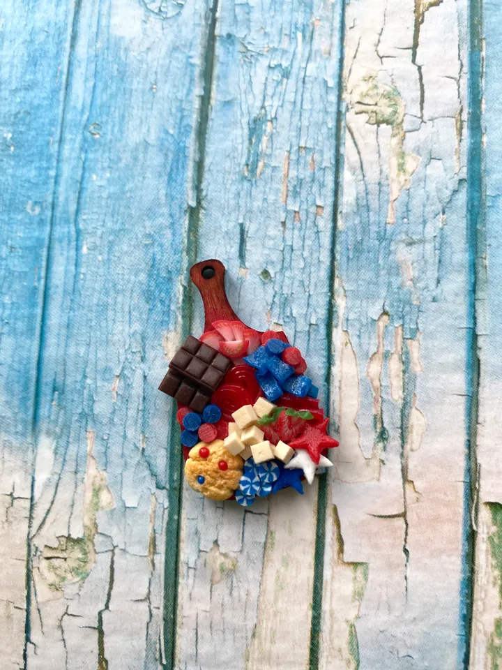 Miniature 4th July Charcuterie board with polymer clay Souvenir