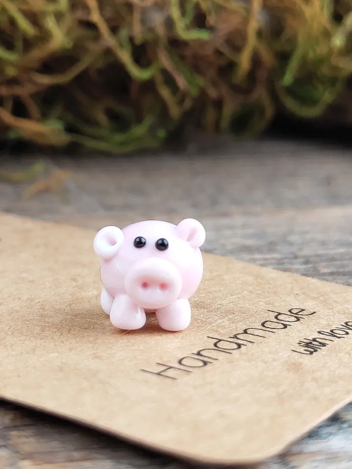 Pig figurine Pig miniature Tiny pig glass pig Tiny figurine Miniature animal