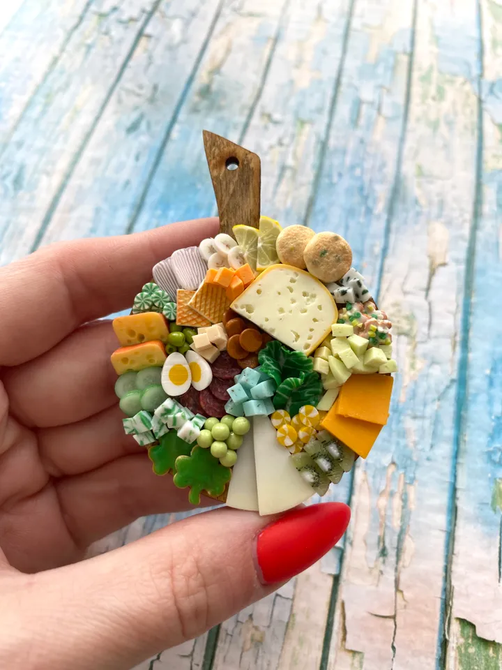 Magnet Miniature St Patrick Day Board with Polymer clay Souvenir