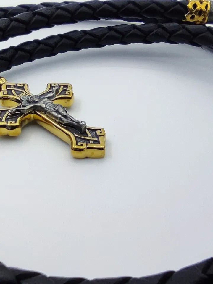 Set of cross and Gaitan
