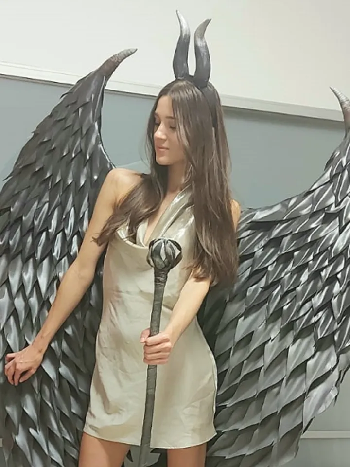 Maleficent Wings with Horns and Staff, Black Angel Wings, Maleficent Costume, Cosplay Wings, Queen of Darkness Outfit