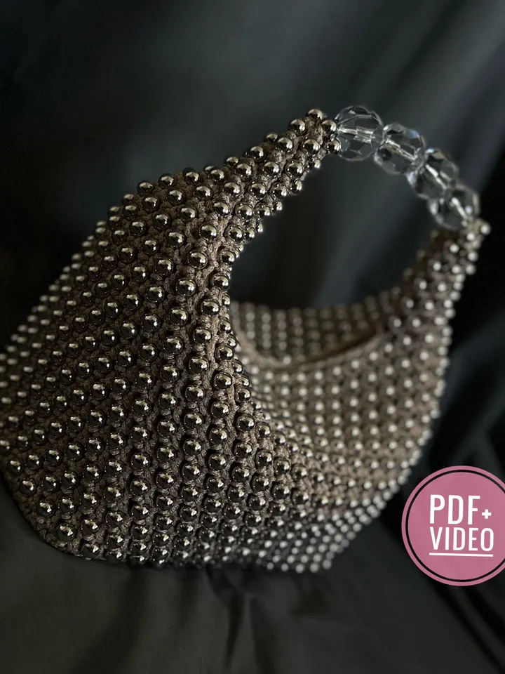 Crochet pattern beaded handbag PDF digital instant download and video tutorial, shoulder bead bag, woman crossbody, top handle, small purse
