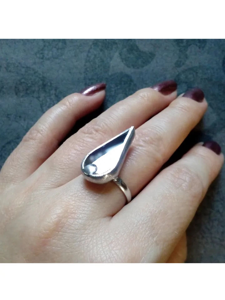 Mirror teardrop ring, Halloween ring, witchy aesthetic, protection ring, tin soldered glass ring, stained glass ring