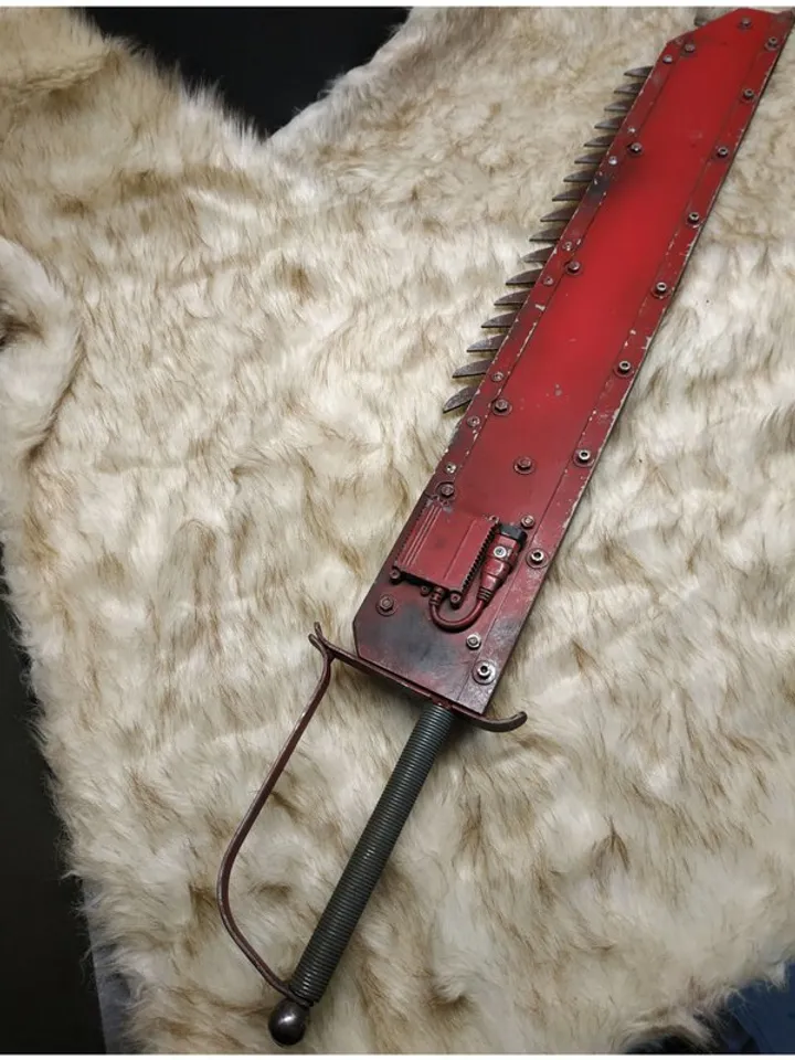 Chainsaw sword - w40k - wh40k - cosplay - chainsword - warhammer 40k - metal