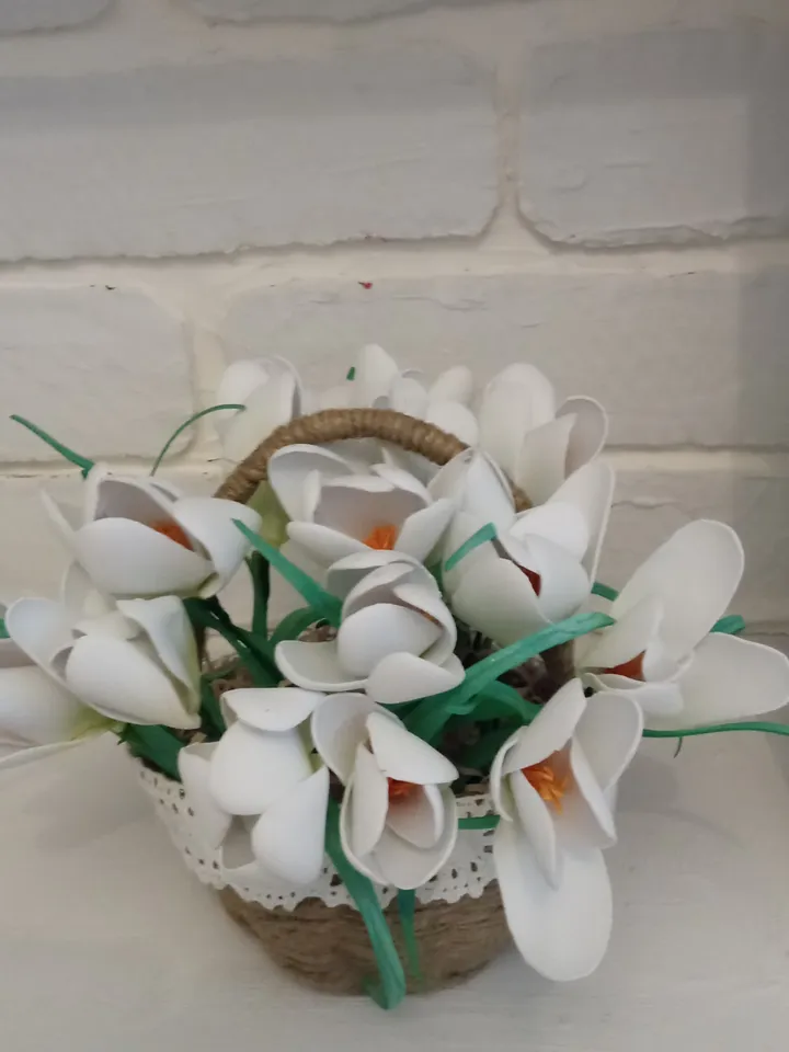Handmade spring crocuses in linen basket/ floral arrangement/ Easter decor/ gift for her/ home decor/ mother day gifts