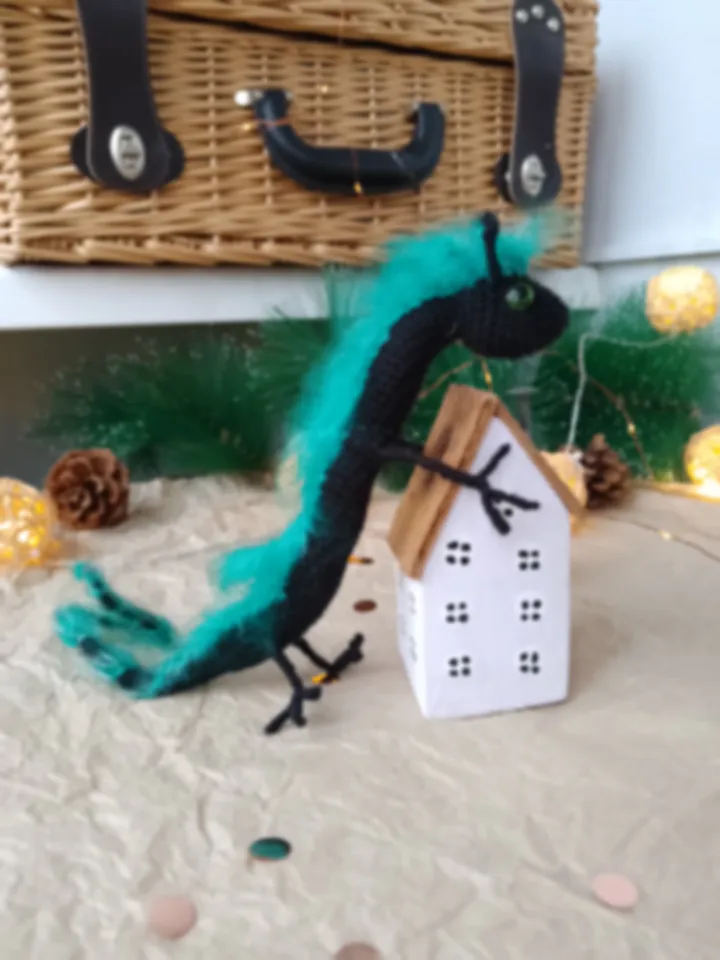 Chinese dragon interior toy original gift for a friend. Black green dragon toy