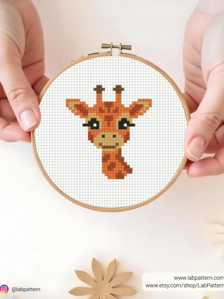 Baby Giraffe cross stitch pattern PDF, contemporary Nature, Tiny Giraffe, beginner counted, modern chart, DIY, embroidery, instant PDF