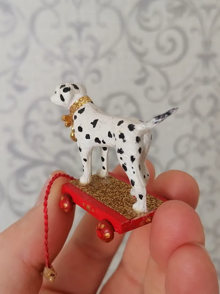 Dolmatian on a cart. Doll toy. dollhouse miniature.1:12 scale.