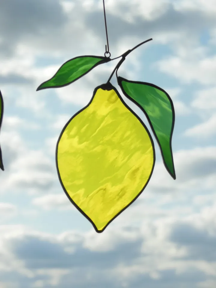 Lemon stained glass window suspension Suncatcher (texture W )