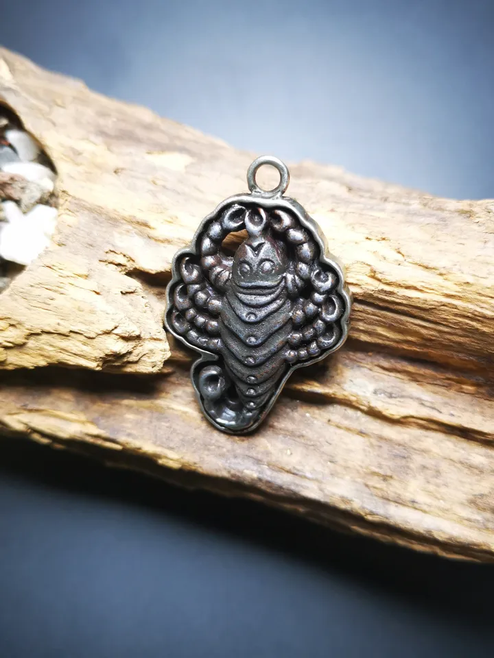 Gandhanra Handmade Tibetan Amulet,Scorpion Guru of Padmasambhava, Scorpion Totem, Buddhist Tailsman,Made of Thokcha,Inlaid With Silver
