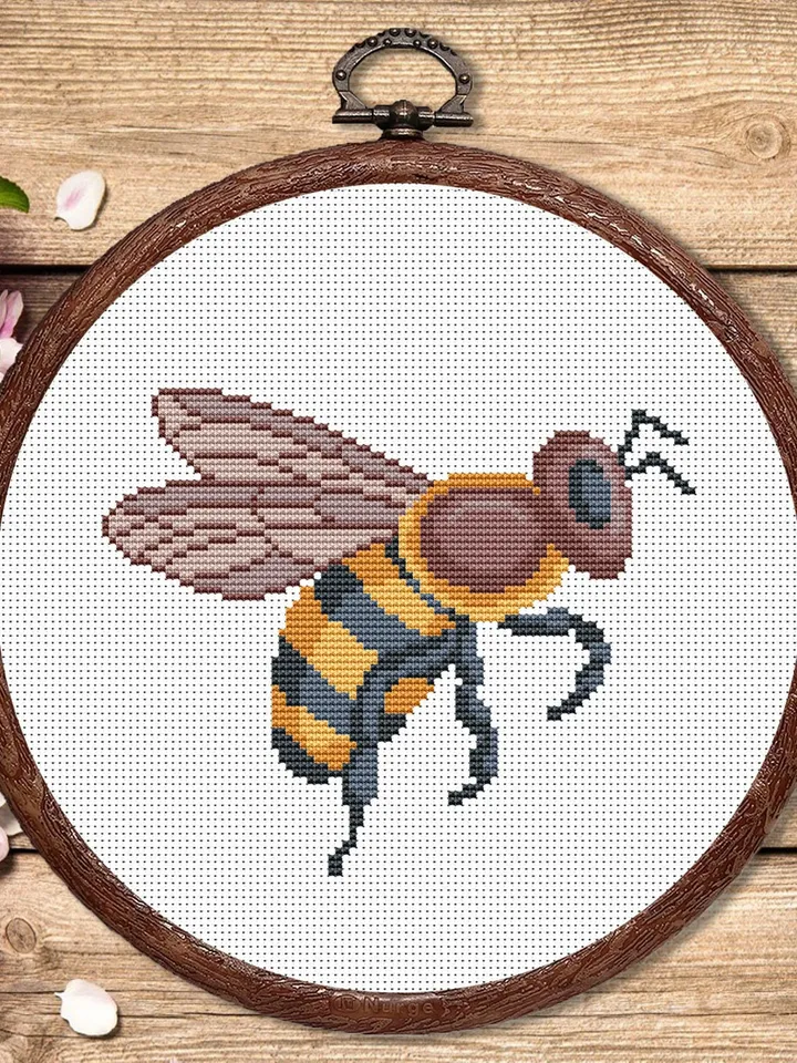 The Bee Cross Stitch Pattern, Summer Cross Stitch Pattern, Embroidery Bee, Insect Cross Stitch Pattern, Modern Cross Stitch Pattern #anm007