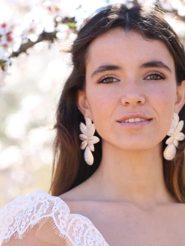 Long Wedding Earrings, Swarovski Crystal Bridal Earrings, Gold Boho Wedding Earrings, Floral Bridal Earrings, Chandelier Statement Earrings