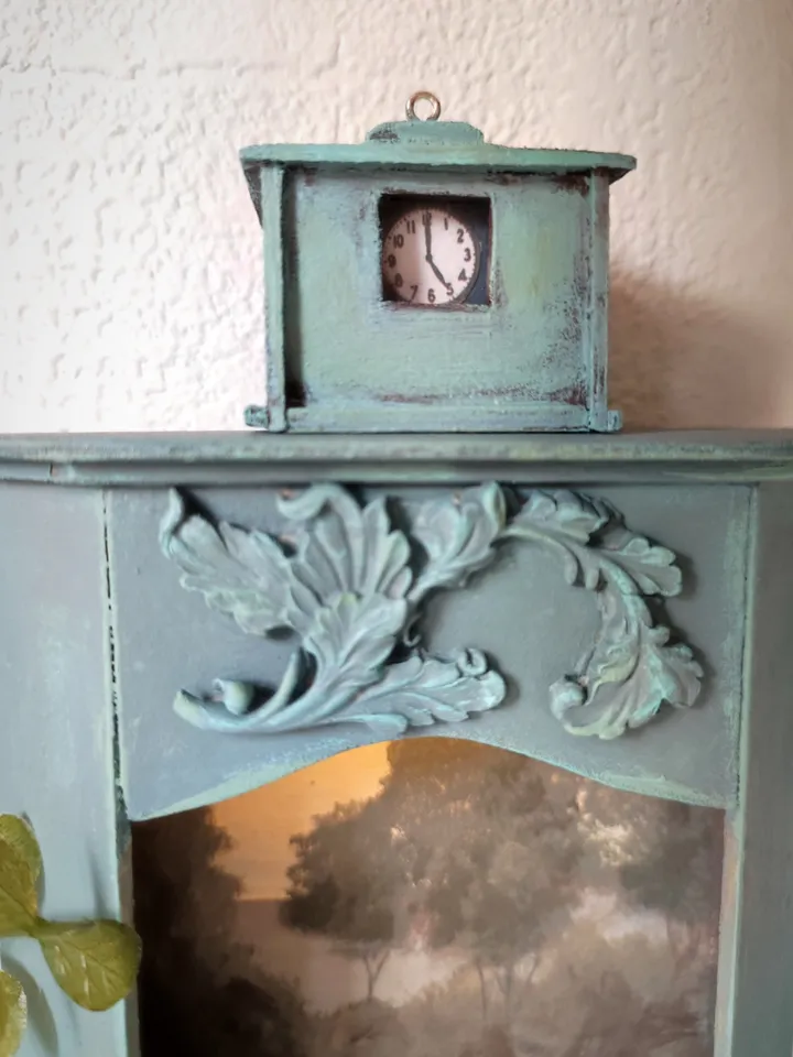 Miniature Fireplace with Small Painting and Backlight 1/6, 1/12 sea wave color