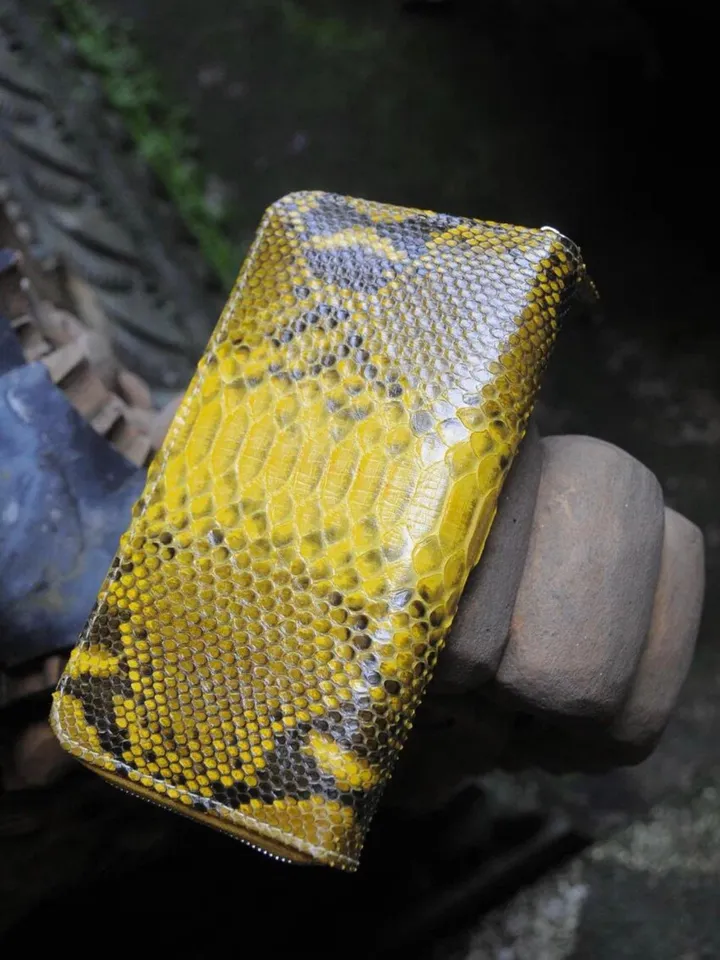 Wallet genuine python skin yellow snake color, women wallet, leather lady wallet, classic zip wallet, designer wallet handmade, money wallet