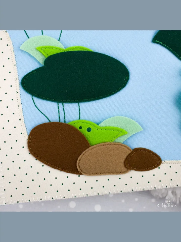 Pond with Tadpoles - Felt Busy Book Page - Sewing Pattern