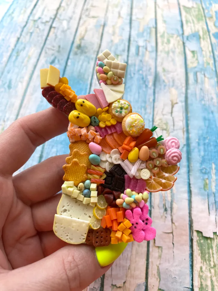 Magnet Miniature Easter Charcuterie Board with Polymer Clay Souvenir