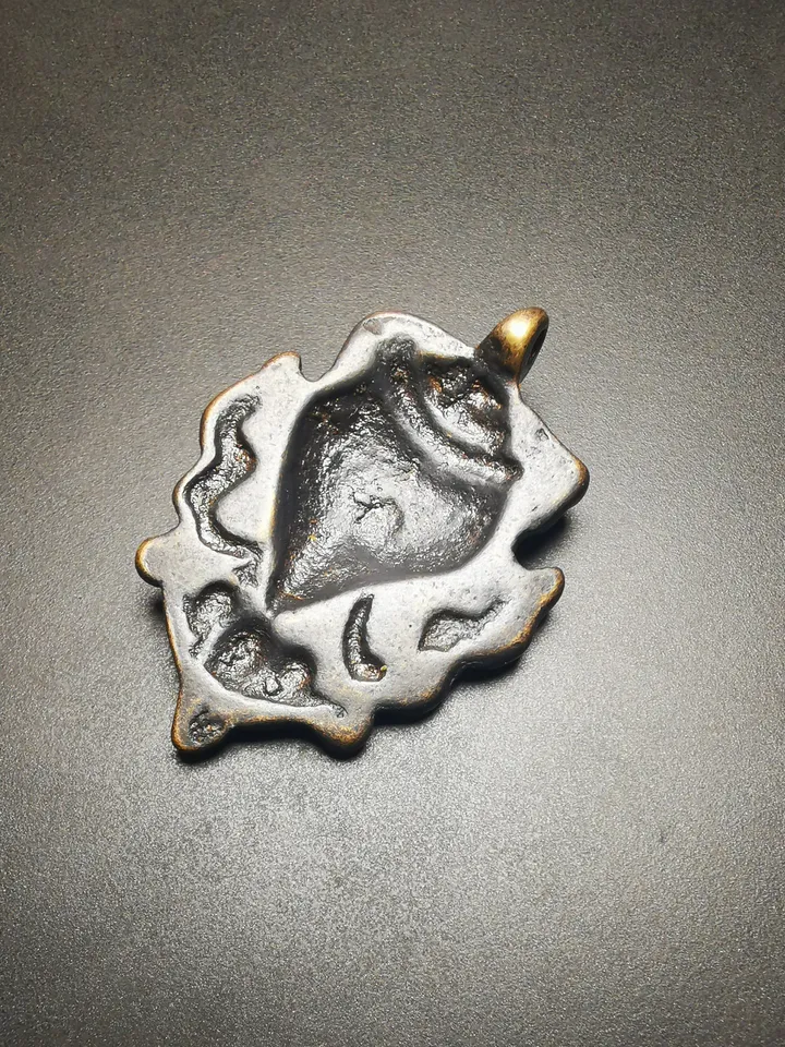 Gandhanra Handmade Shankha,Divine Conch Badge,Tibetan Buddhist Amulet Pendant