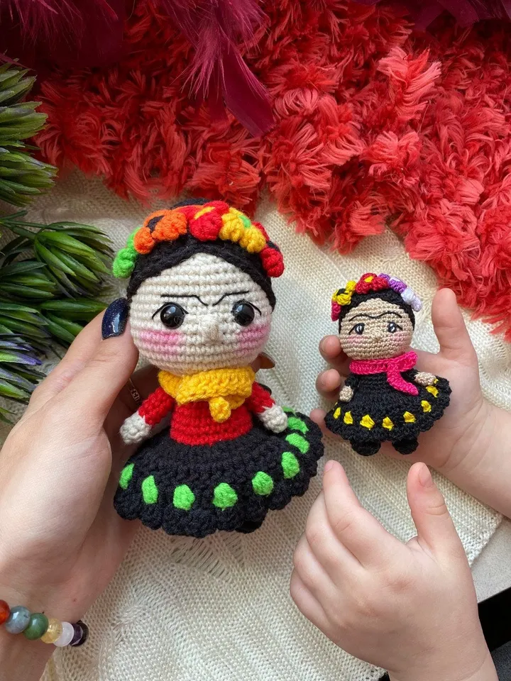 PDF Frida Kahlo Doll, Amigurumi doll pattern, Crochet ornament, Amigurumi decoration, Amigurumi Crochet Frida Doll Pattern