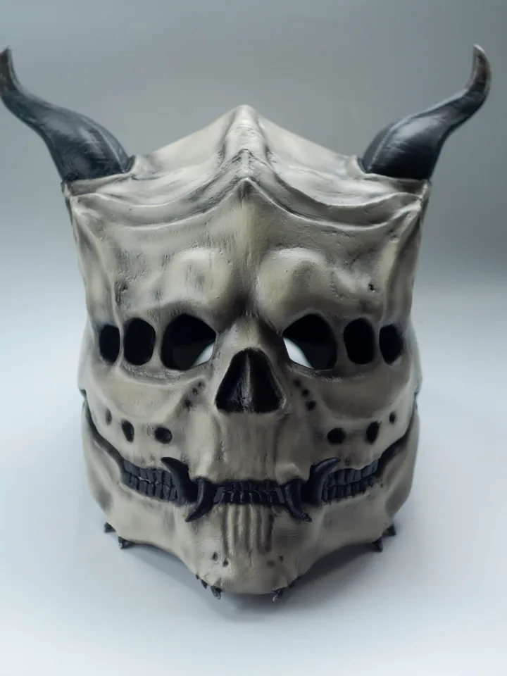Three-eyed demon mask with moving jaw, resin skull mask, demon skull, halloween mask scary, custom cosplay mask, creepy mask
