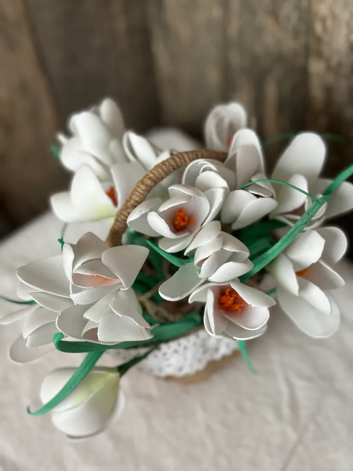 Crocuses in a Basket. Handcrafted Artificial Flowers. Spring Flower Composition. Gift for Her. Mother's Day Present. Festive Gift. DIY flowers