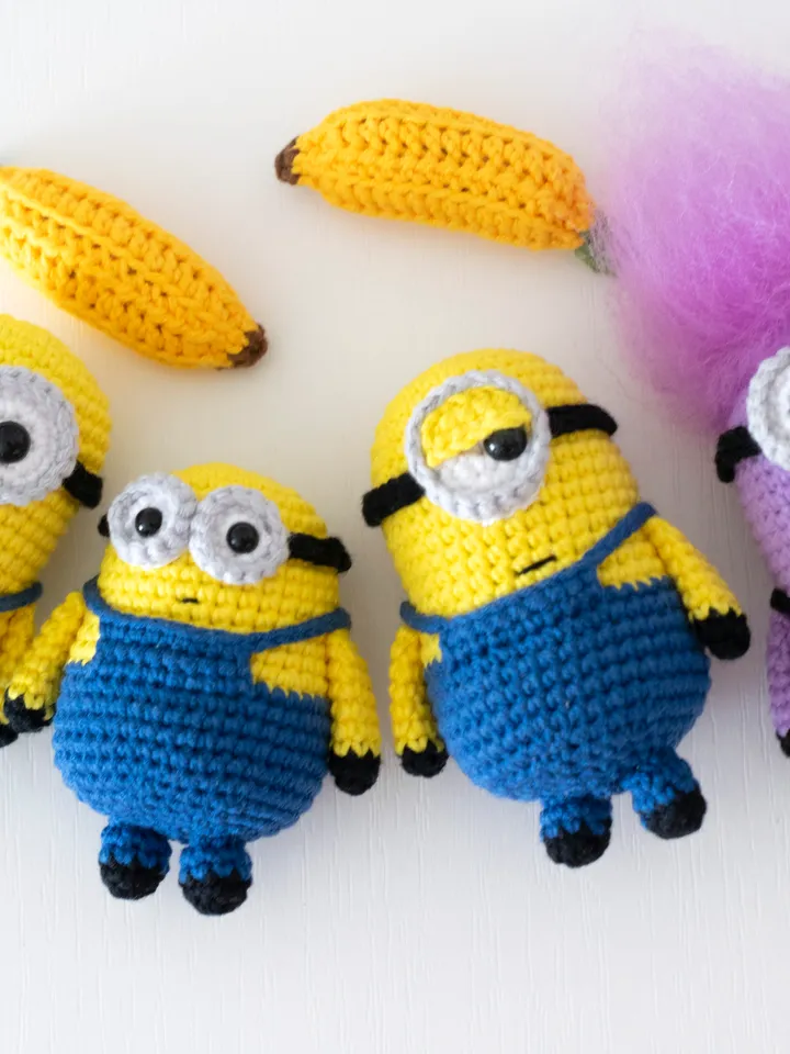 Cute Crochet Minion Keychains – Amigurumi Toy Keyrings for Bags, Cars & Kids